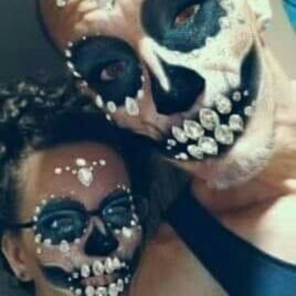 Meet your Posher, Consuela